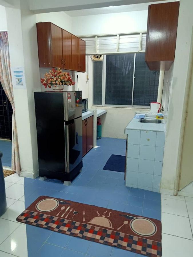 פורט דיקסון Holiday Apartment At Pd Perdana Condo Resort מראה חיצוני תמונה